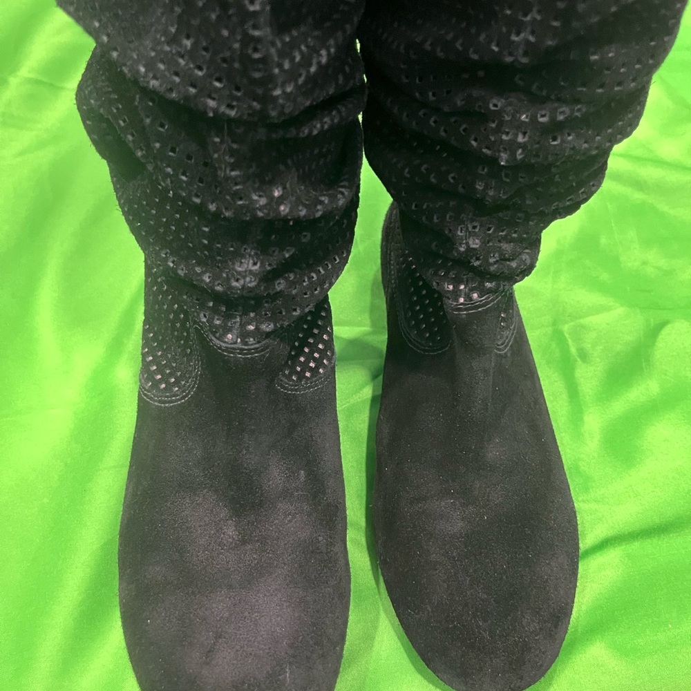 Uggs Elegant Black Women's Boots